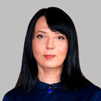 Олена Власенко